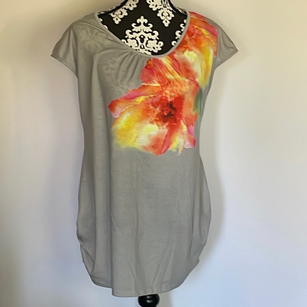 Summer floral short sleeve maternity pleated neck shirt